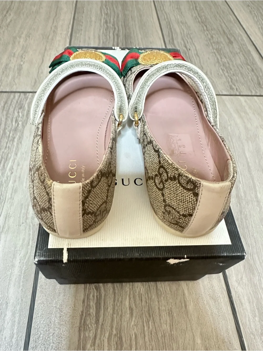 Gucci Kids Beige GG Canvas Ballet Flats with Gold Heart and Red-Green Ribbon